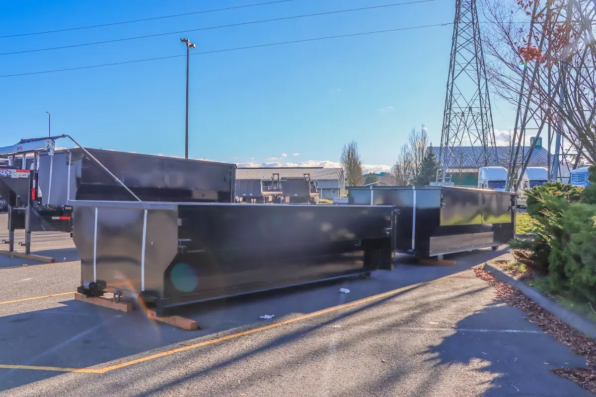 Professional dumpster rental and junk removal service in Edgewood